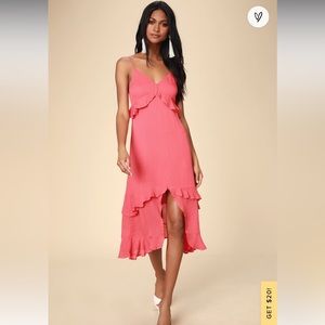 Lulu’s ruffled midi dress